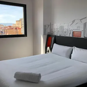 Easyhotel City Centre Konukevi